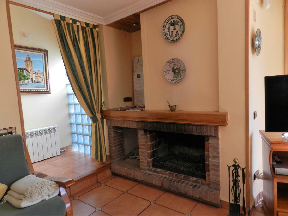 Chalet Puerta Castralvo Teruel Exterior photo